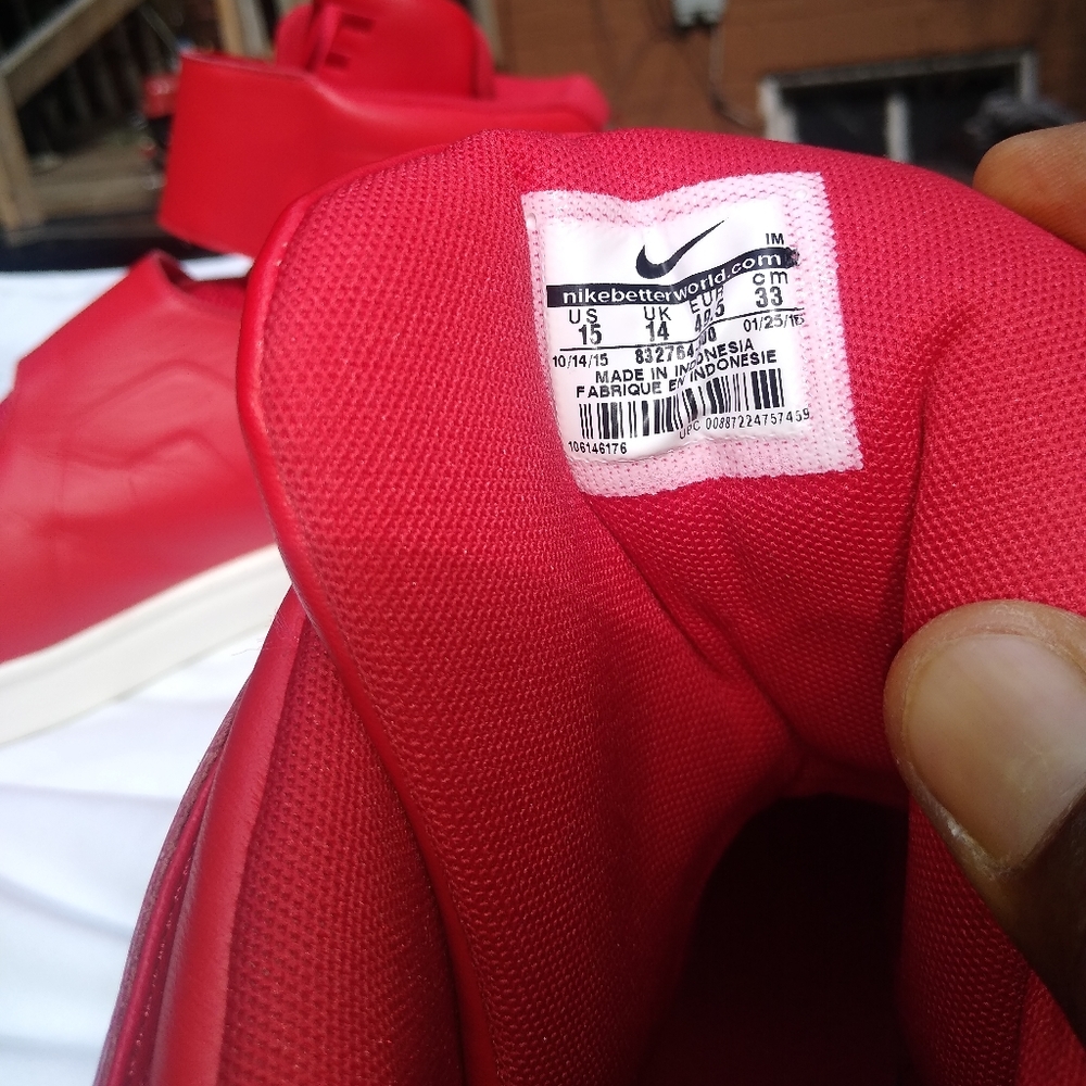 Nike - Picture 6 of 7